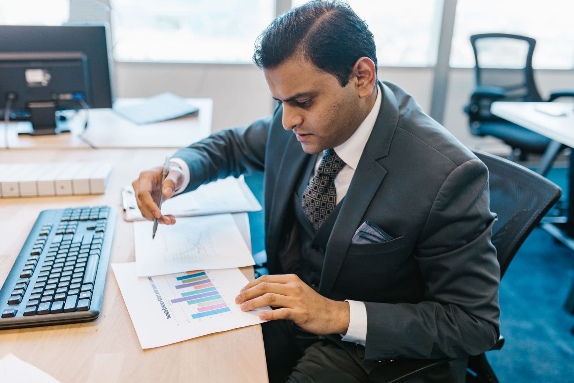 TRAINING FINANCE FOR NON-FINANCE PROFESSIONALS